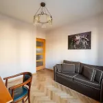 Wygledowska 2-bedroom By Bookinghost