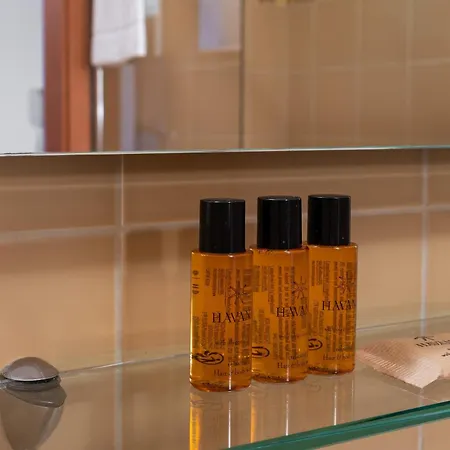 Wygledowska 2-bedroom By Bookinghost وارسو