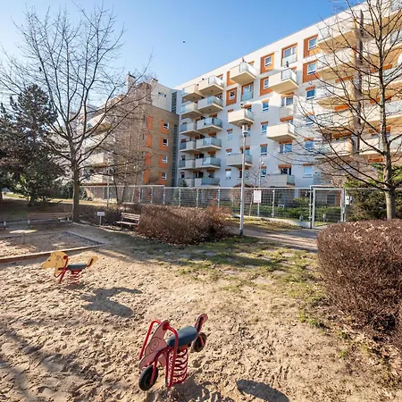 Apartamento Wygledowska 2-bedroom By Bookinghost